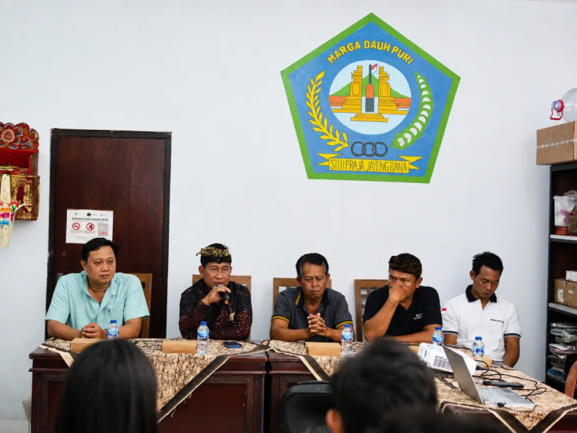 Penerimaan Mahasiswa KKN UNDHIRA dan Pemaparan Program Kerja KKN  Di Desa Marga Dauh Puri