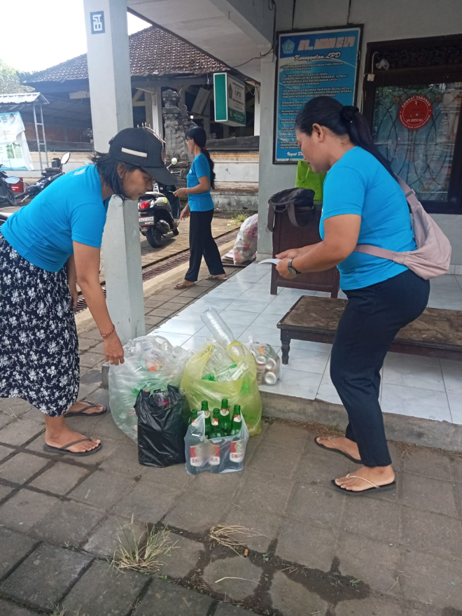 Bank Sampah Desa: Solusi Efektif Mengelola Sampah dan Meningkatkan Ekonomi Masyarakat